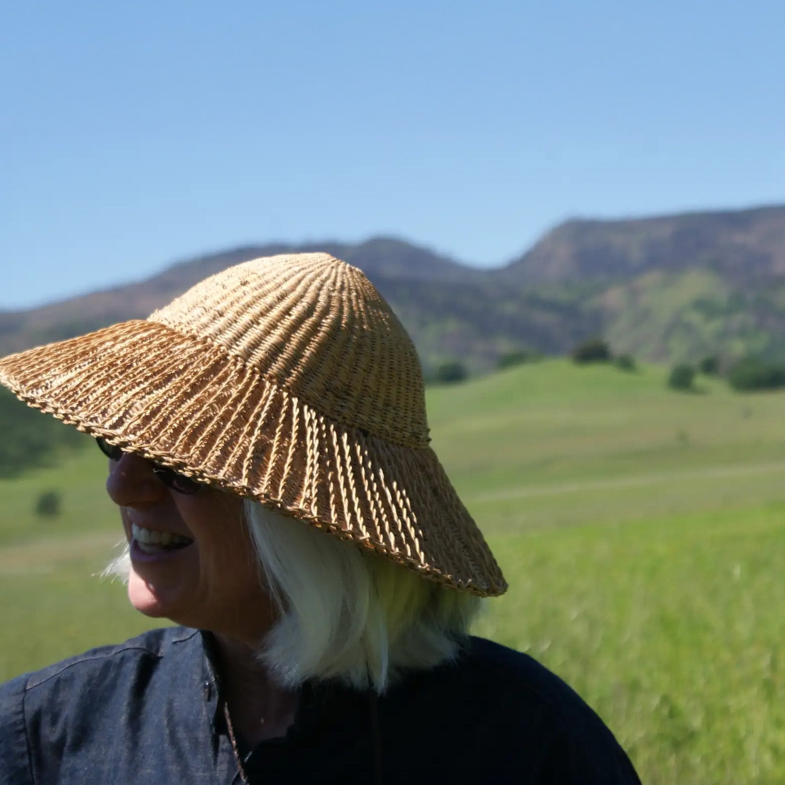 世界的コットンブリーダー Sally Fox 氏による講演会を開催