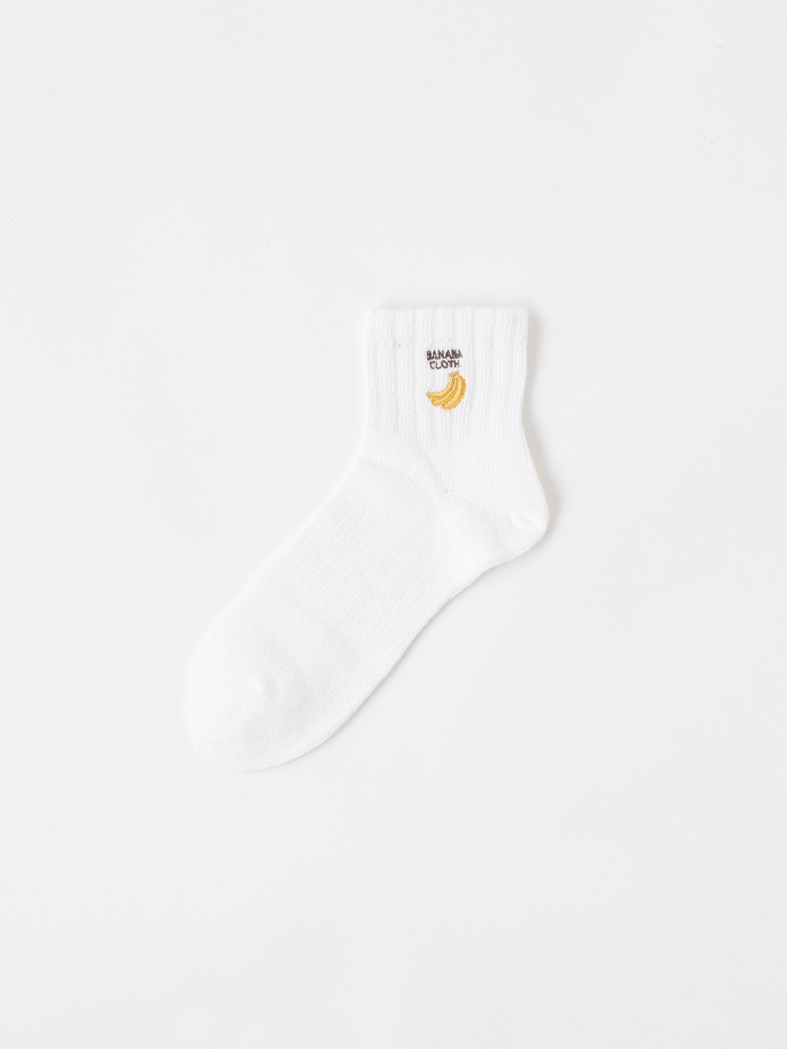 BANANA CLOTH ソックス <br> バナナのミニ刺繍が可愛い