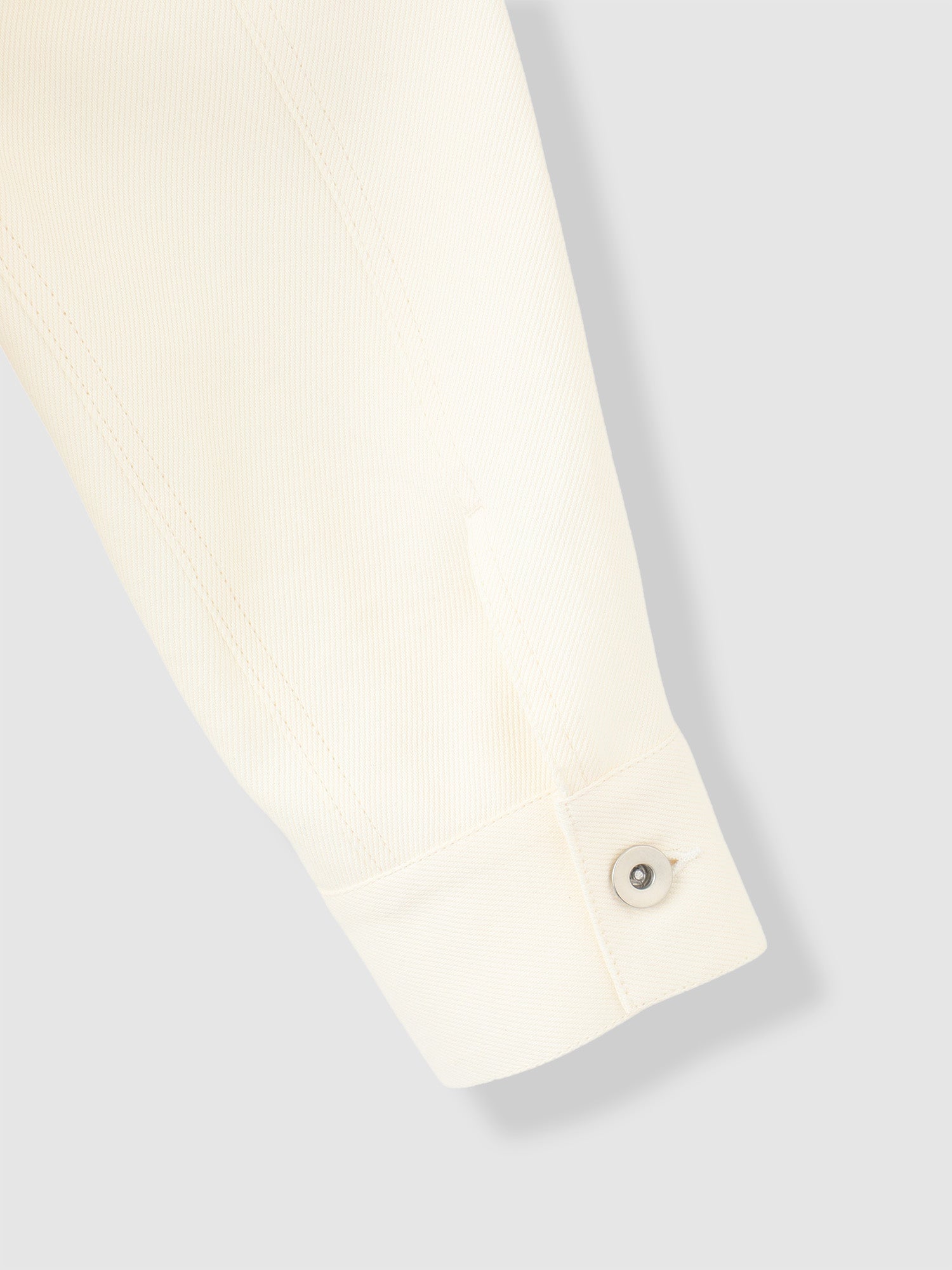 CT COLLAB NO COLLAR JACKET<br> A jacket with a silhouette