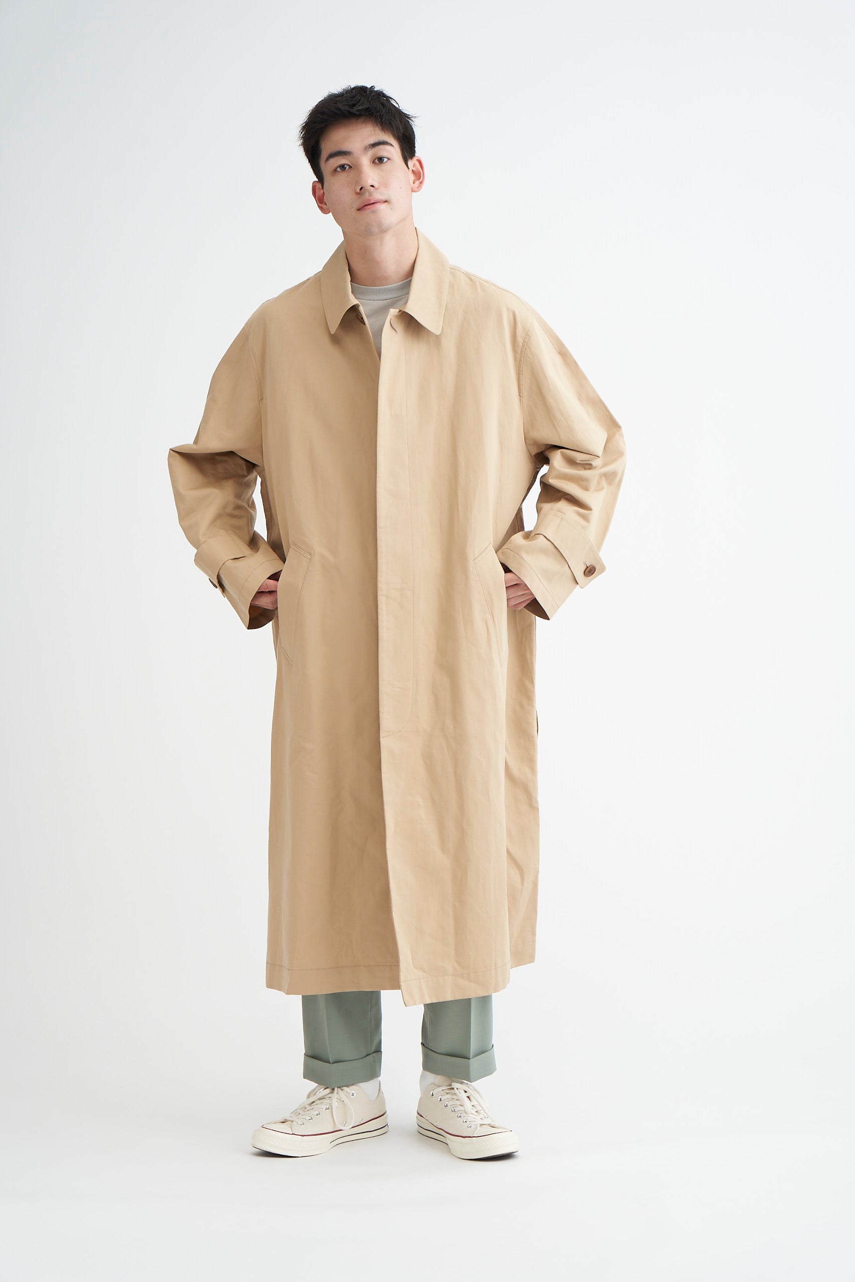 Men's LIGHT SOUTIEN COLLAR COAT <br> 機能とデザインに拘ったステンカラーコート
