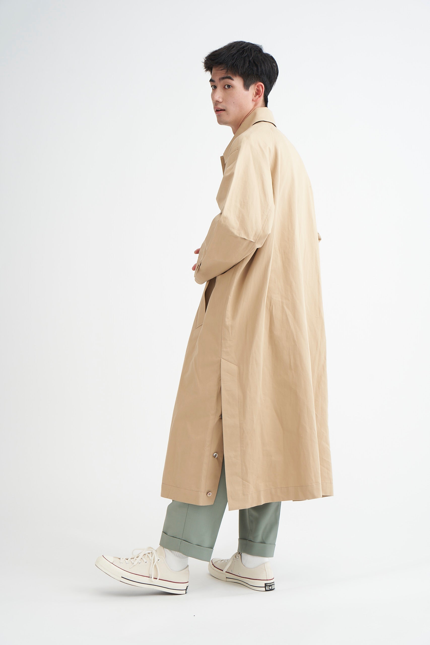 Men's LIGHT SOUTIEN COLLAR COAT <br> 機能とデザインに拘ったステンカラーコート