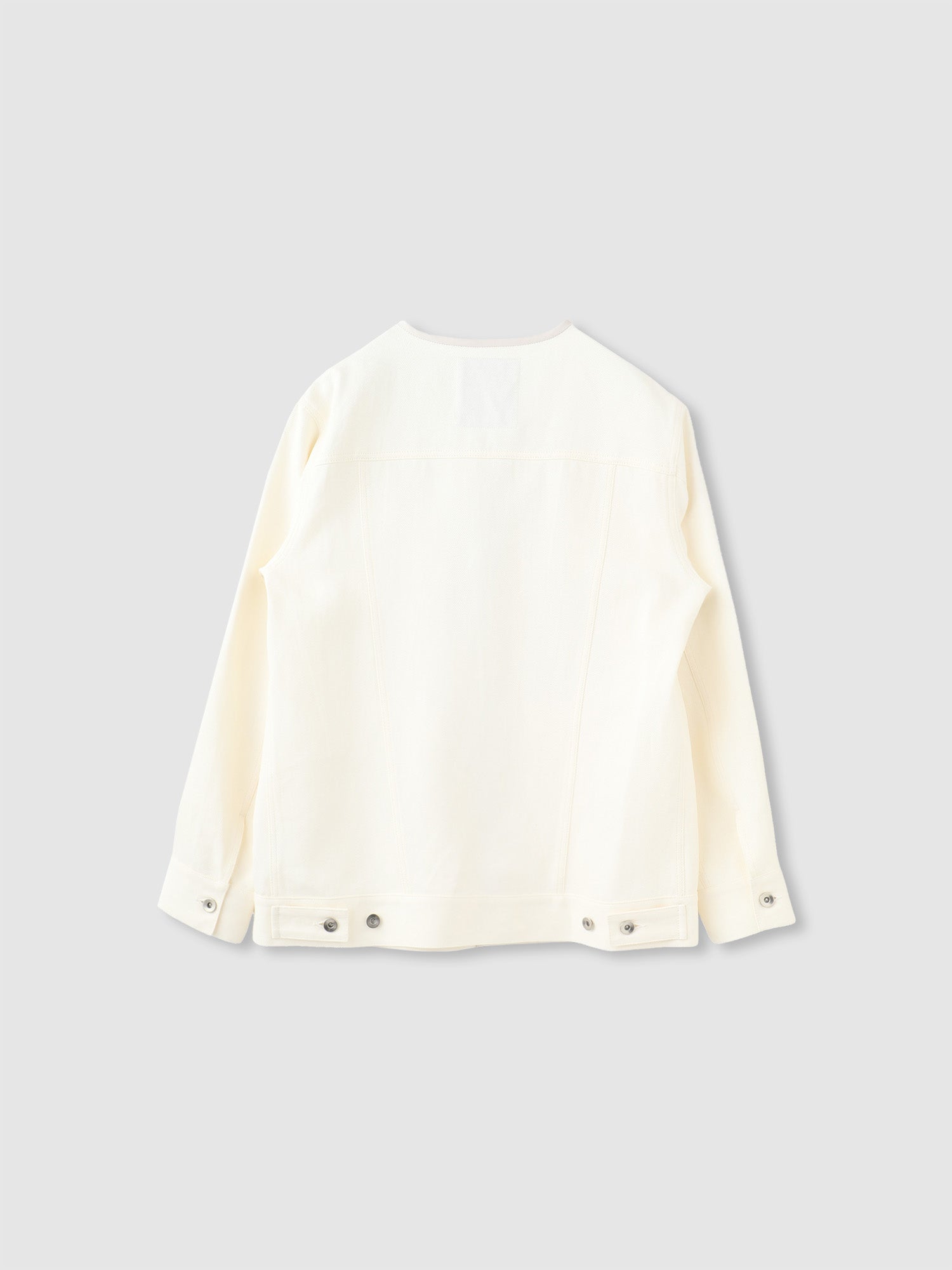 CT COLLAB NO COLLAR JACKET<br> A jacket with a silhouette