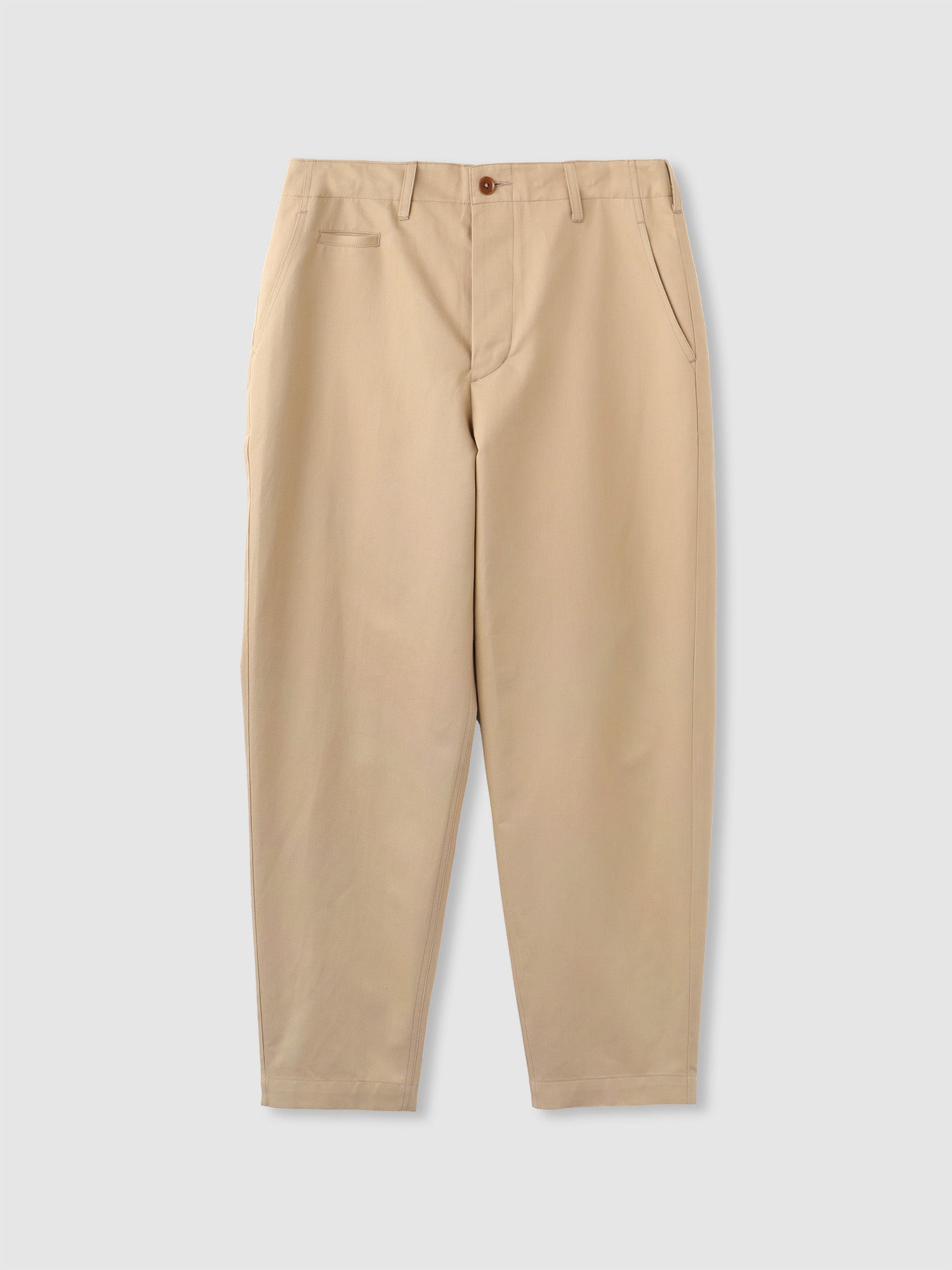 Men's LIGHT CHINO TROUSERS <br> 軽やかさが特徴の定番チノパンツ