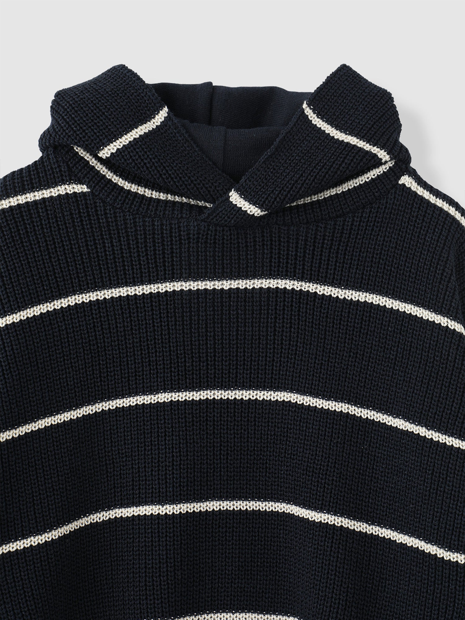 CT COLLAB STRIPED HOODIE<br> A knit hoodie with handy pockets on both sides